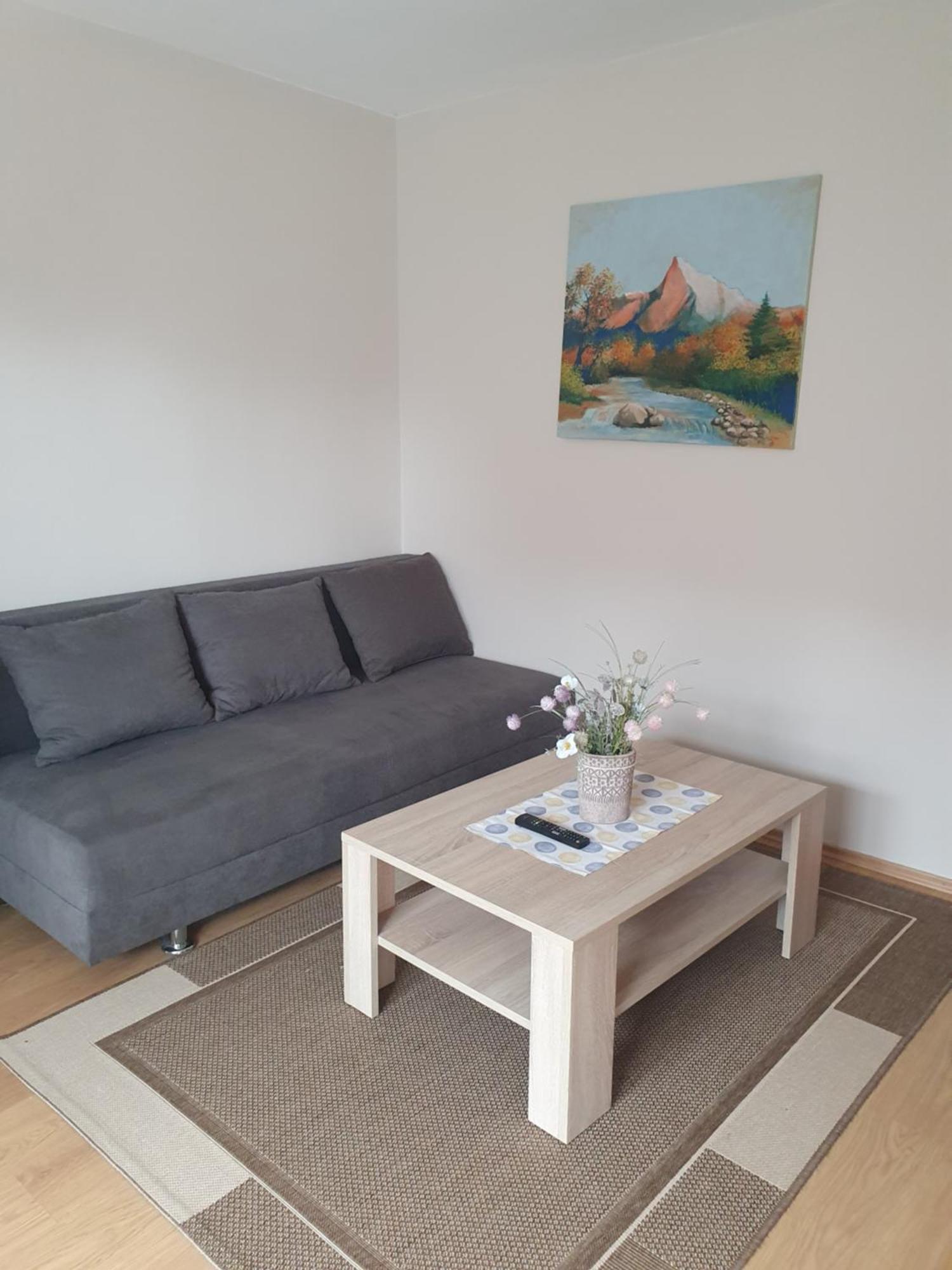 Privat Bartky Apartment Vrbov Exterior photo