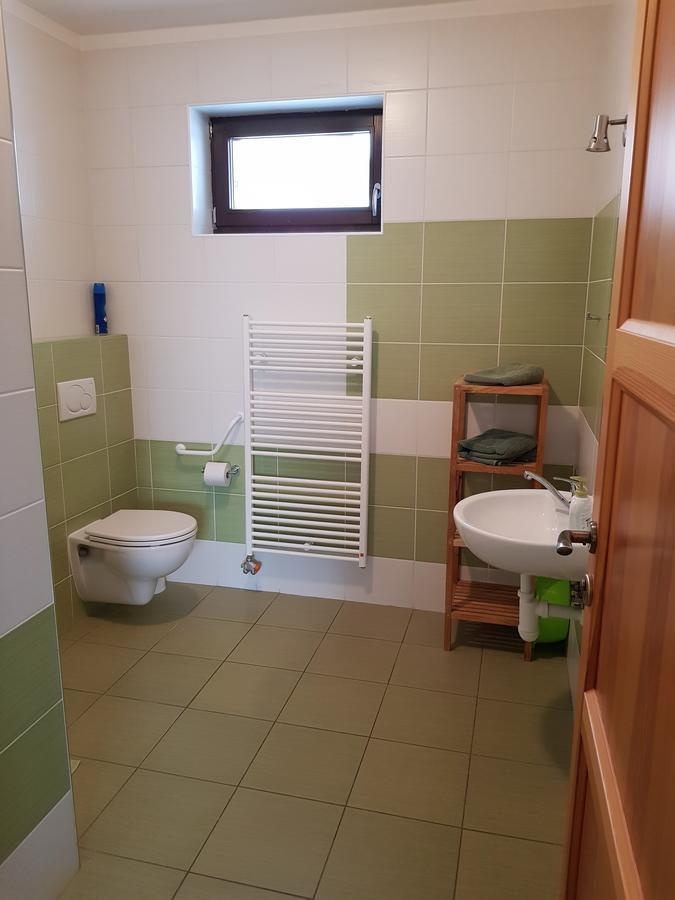 Privat Bartky Apartment Vrbov Exterior photo